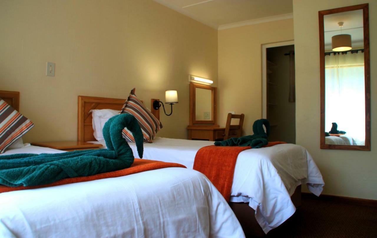 Gooderson Leisure Riverbend Chalets Self Catering And Timeshare Gold Crown Resort Drakensberg Garden Eksteriør bilde