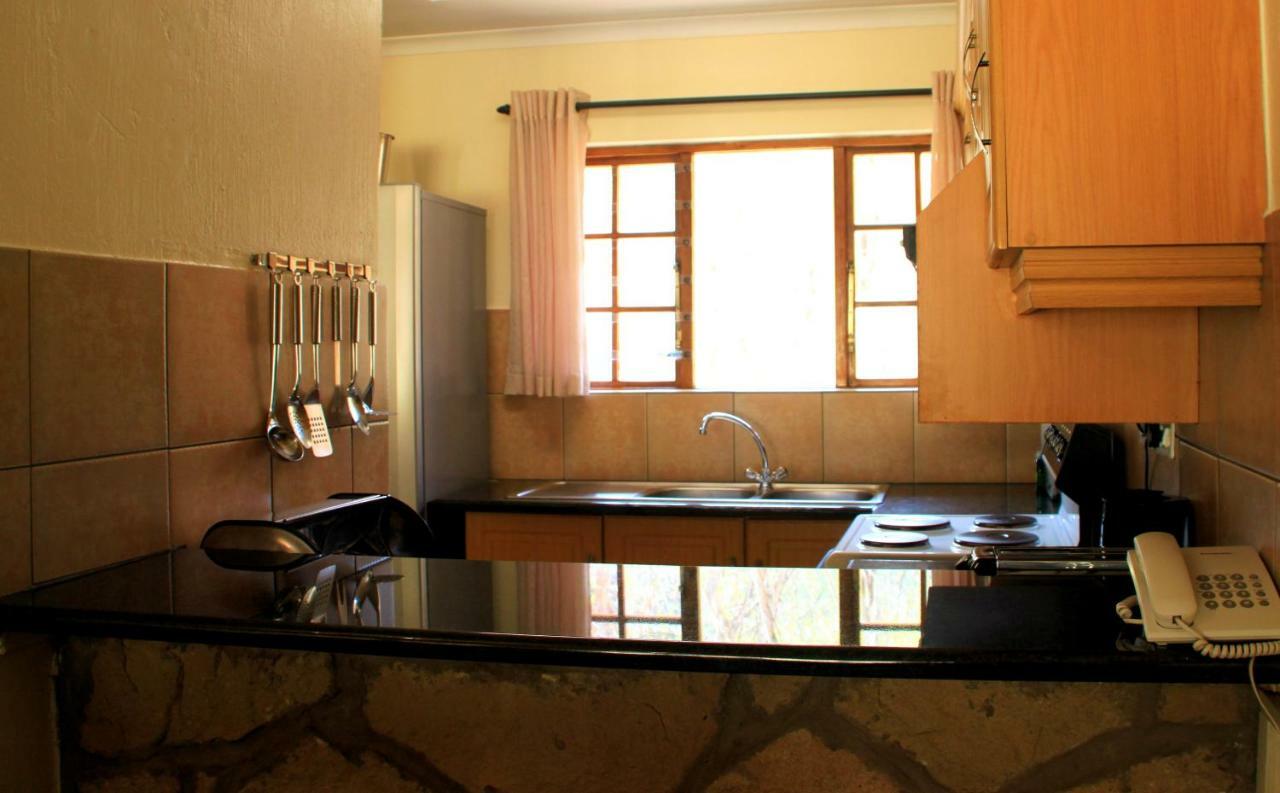Gooderson Leisure Riverbend Chalets Self Catering And Timeshare Gold Crown Resort Drakensberg Garden Eksteriør bilde