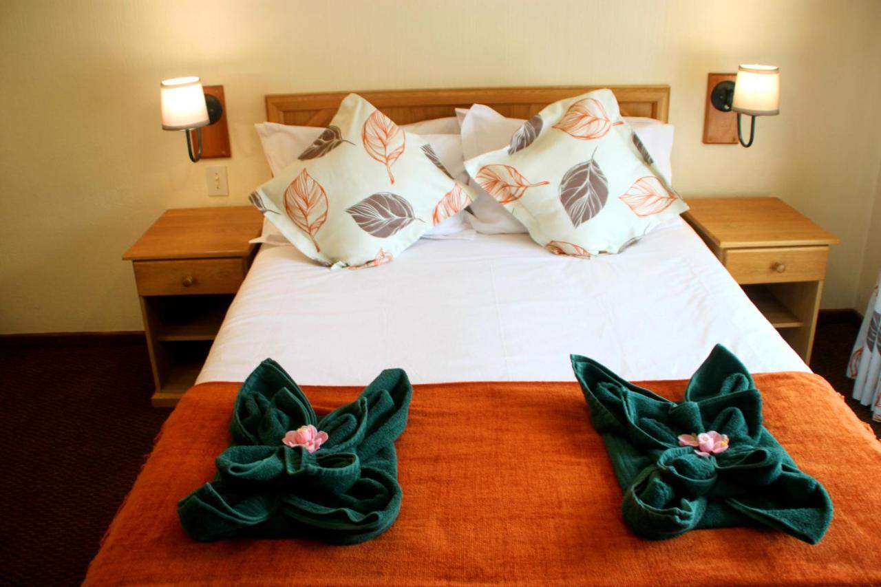 Gooderson Leisure Riverbend Chalets Self Catering And Timeshare Gold Crown Resort Drakensberg Garden Eksteriør bilde